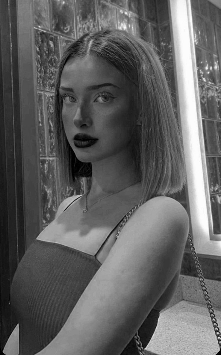 SUNFLXRA's tweet photo. 𝕵𝖊𝖓𝖓𝖆

𝟏𝟖.

𝕬𝖑𝖙𝖊𝖗𝖓𝖆𝖙𝖎𝖛𝖊 𝖌𝖎𝖗𝖑

𝕴 𝖜𝖆𝖓𝖙 𝖙𝖔 𝖇𝖊 𝖒𝖞 𝖔𝖜𝖓 𝖋𝖆𝖘𝖍𝖎𝖔𝖓 𝖉𝖊𝖘𝖎𝖌𝖓𝖊𝖗

𝕬𝖖𝖚𝖆𝖗𝖎𝖚𝖘 𝖌𝖎𝖗𝖑

𝕴𝕿𝕬𝕷𝖄 🇮🇹
#𝕱𝖗𝖊𝖊𝕽𝖔𝖑 [#𝕾𝖊𝖝𝕽𝖔𝖑] https://t.co/n3G2QaBNiI
