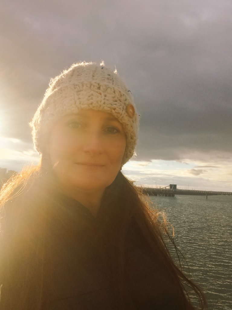 Baltic today 🥶  back wearing one of many crochet hats ! Found the pot of gold  and the end of those rainbows 🌈 #100daysofwalking <a href="/NTBreakfast/">Newstalk Breakfast</a> <a href="/NewstalkFM/">NewstalkFM</a>