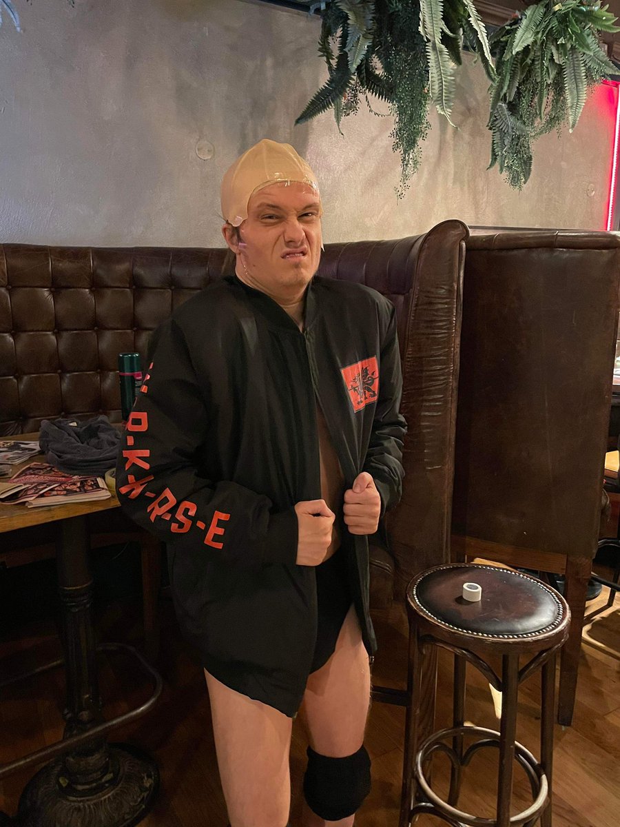 I AM FUMING! 😡😡😡

I was trying to find my gear for <a href="/Creation_PW/">CreationProWrestling</a> and this GOBSHITE stole my gear!?

WTF DEGGERS?!!?!!