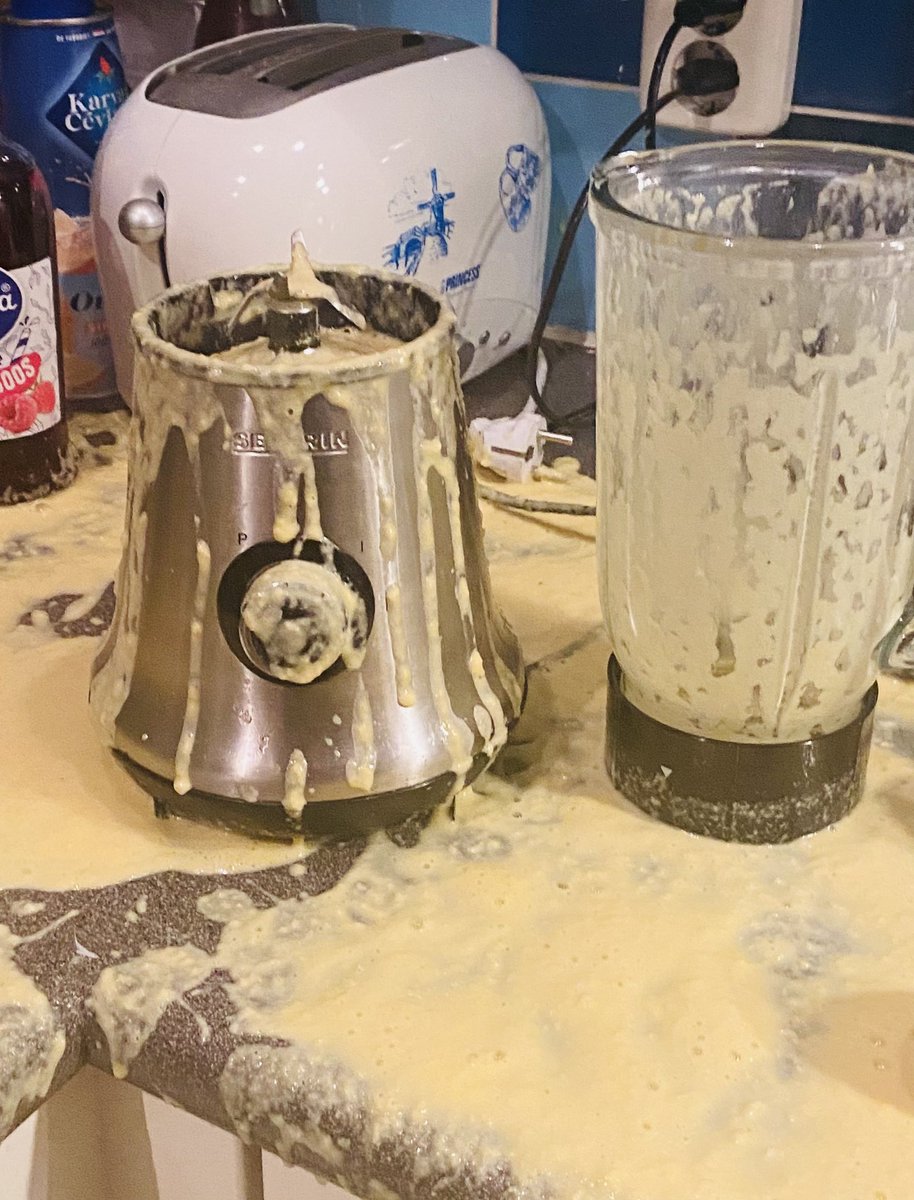 Zo zag de maissoep op het plaatje bij het recept er niet uit🤔🤯😂
#hiergingietsmis #morgengeenavondeten