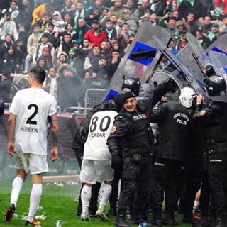 keyaizol's tweet photo. Is UEFA aware of the racist attacks against Kurdish football teams in Turkey? Amedspor players were exposed to racist violence today. Spectators, players used violence against the guest players throughout the match. UEFA should strongly condemn these attacks  and punish Bursaspor https://t.co/w7Q3G95ZIT