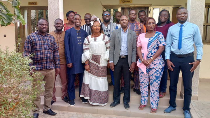 [ #AtelierGDDI #Burkinafaso ]
Après le Togo 🇹🇬 et le Sénégal 🇸🇳, c'était au tour du Burkina Faso 🇧🇫 de produire de son #Rapport #Gender #DD #Index sur financement de la Fondation Hewlett. Cet atelier s'était tenu du 13 au 15 Février 2023 à Ziniaré.
#cregcenter #kebetu
