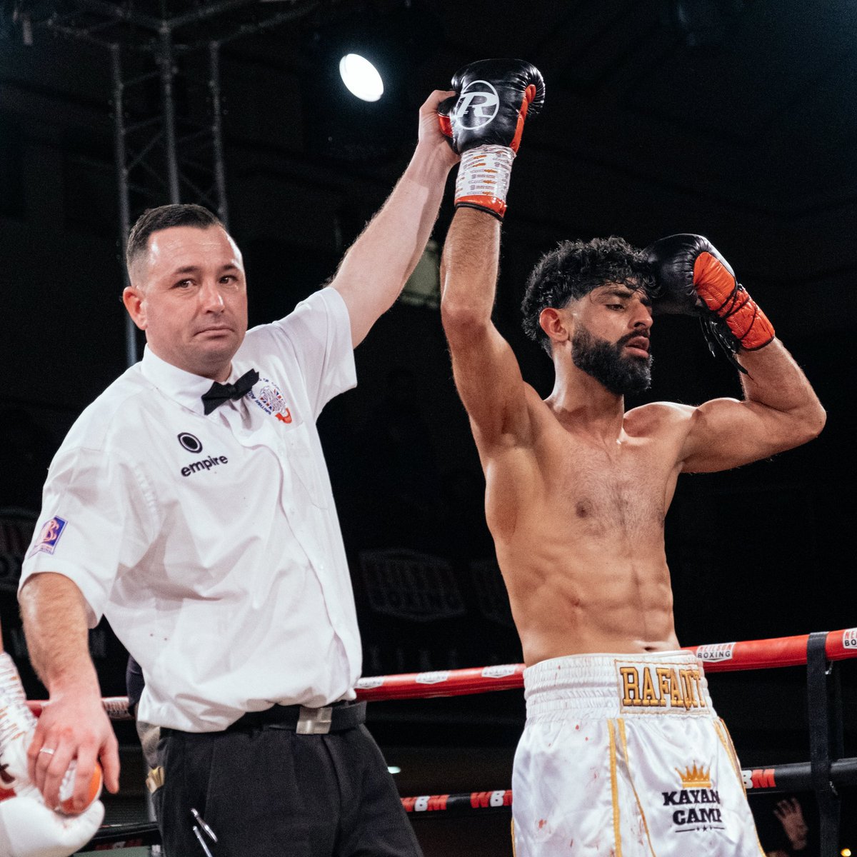 KandymanKayani's tweet photo. Alhamdulliah 7-0
“The duty is ours but the victory is Allah’s!”

A good shut out points victory, the stoppage was within grasp but the opponent managed to run the clock down and escape the onslaught 👊🏽 #4RK #AmarKayani #TheKandyman #Kayanicamp https://t.co/tbHVtOqZzw