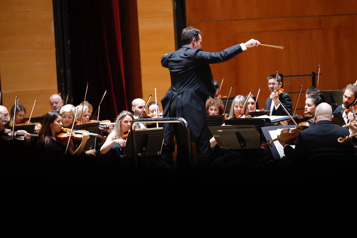 MusikaMusica_Bi's tweet photo. Ⓜ️🎼🅱️ 22. edizioari amaiera eman diogu, @sdadcoralbilbao-k eta @OSGgalicia-k emandako “Carmina Burana” kontzertuarekin. Azken egunean, hogeita hamar kontzertu baino gehiago -sinfonikoak, ganberakoak, errezitalak…- eta familientzako 2 proposamen -Zinema arratsaldea- jaso ditugu https://t.co/dJRhK92euD