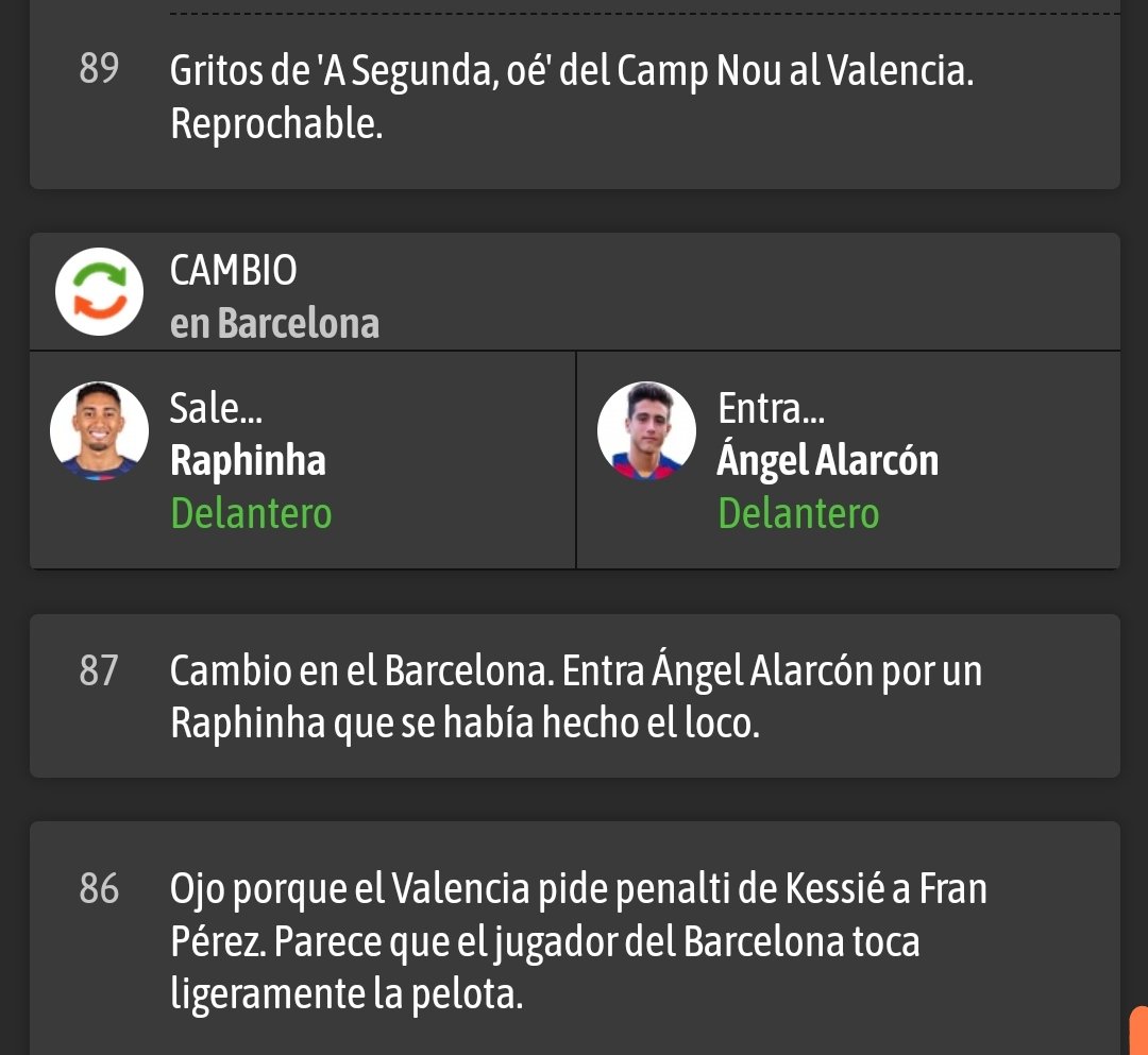 blasco632's tweet photo. "Mientras se cubría la cara" 
-Penalti claro, ni espero al VAR
"Ojo que el Valencia pide penalti sobre Fran Pérez" 
-A favor del vlc? Contra el Varsa? Sigan
#LaLiga https://t.co/9HvP8LzWpE