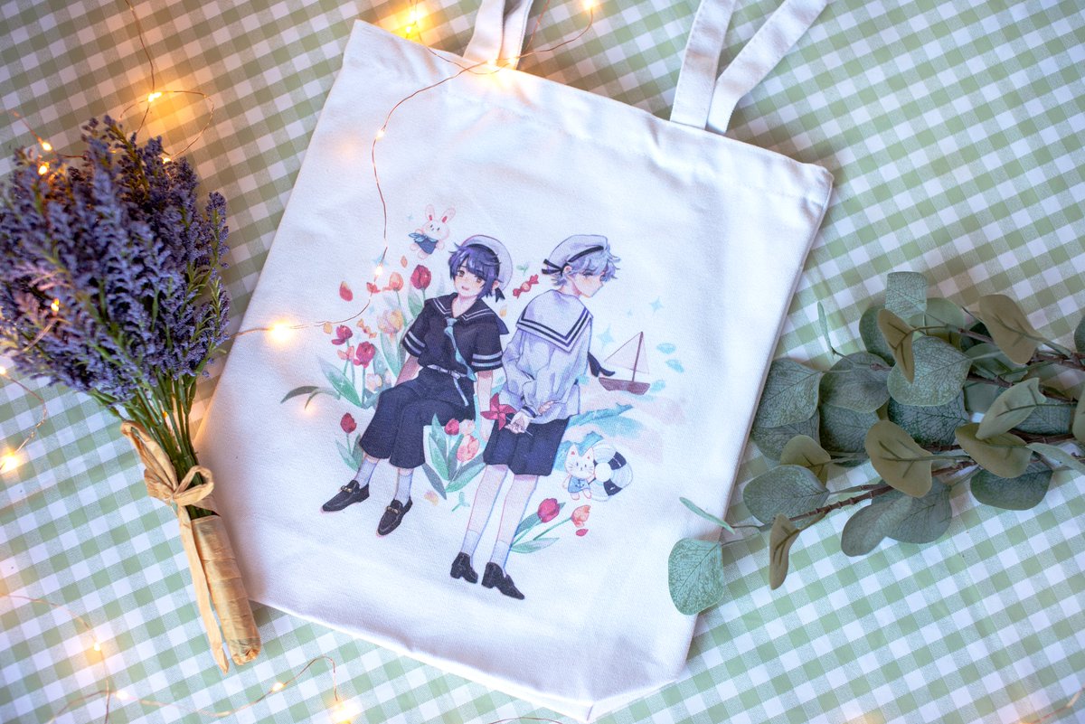 I can finally reveal the tote bags I made!! 🌸⚓️ I will be selling them at Toronto Comicon artist alley in 2 weeks 🥰

#xiao #venti #xingqiu #chongyun