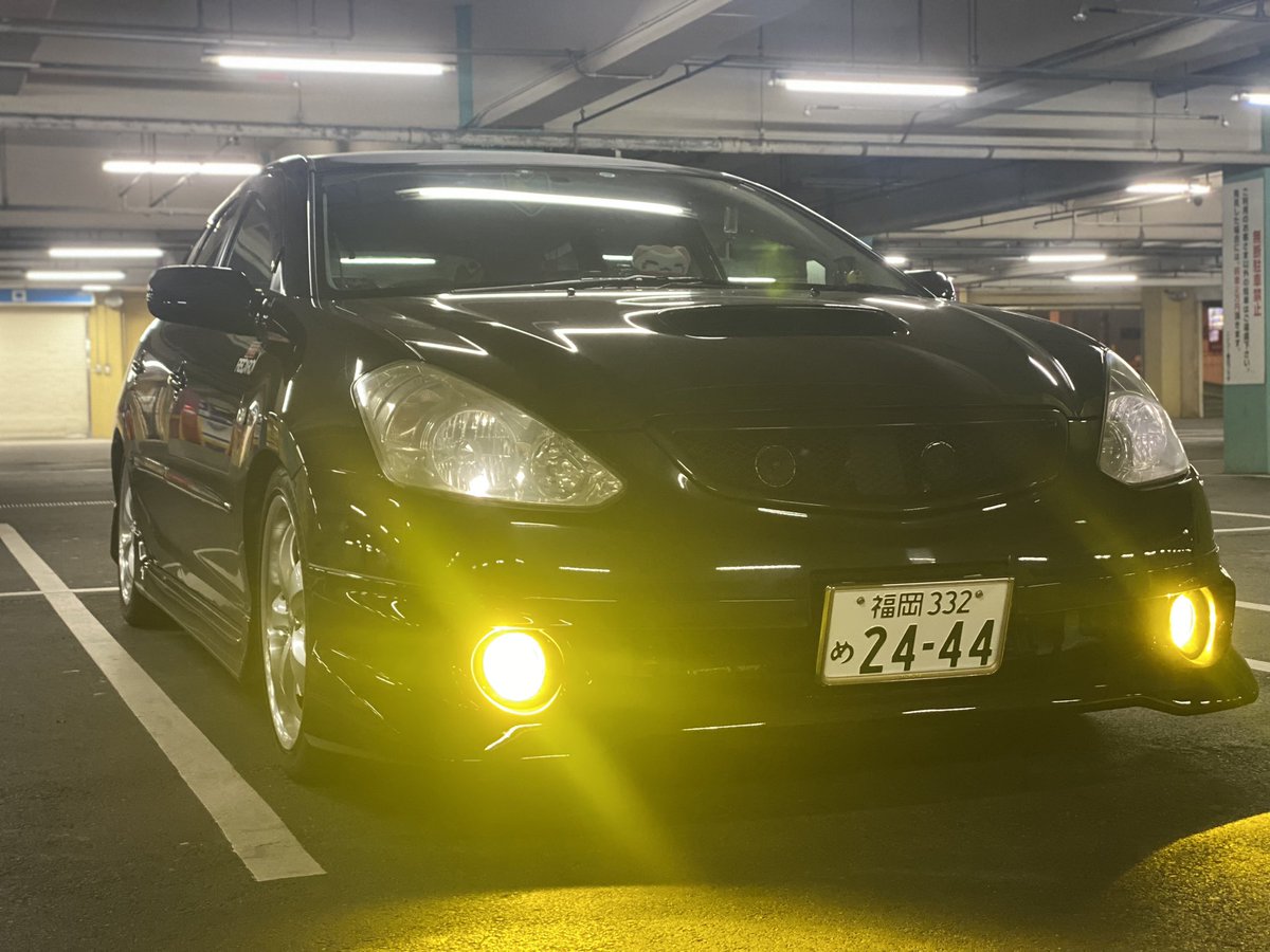 32MIRA1's tweet image. ボンネットダクト取り付けて完成！
めちゃくちゃ綺麗になりました！
この調子でボロの部分を治していきます！

 #カルディナ #st246w #3sgte #gtfour #ステーションワゴン #トヨタ #車好きな人と繋がりたい