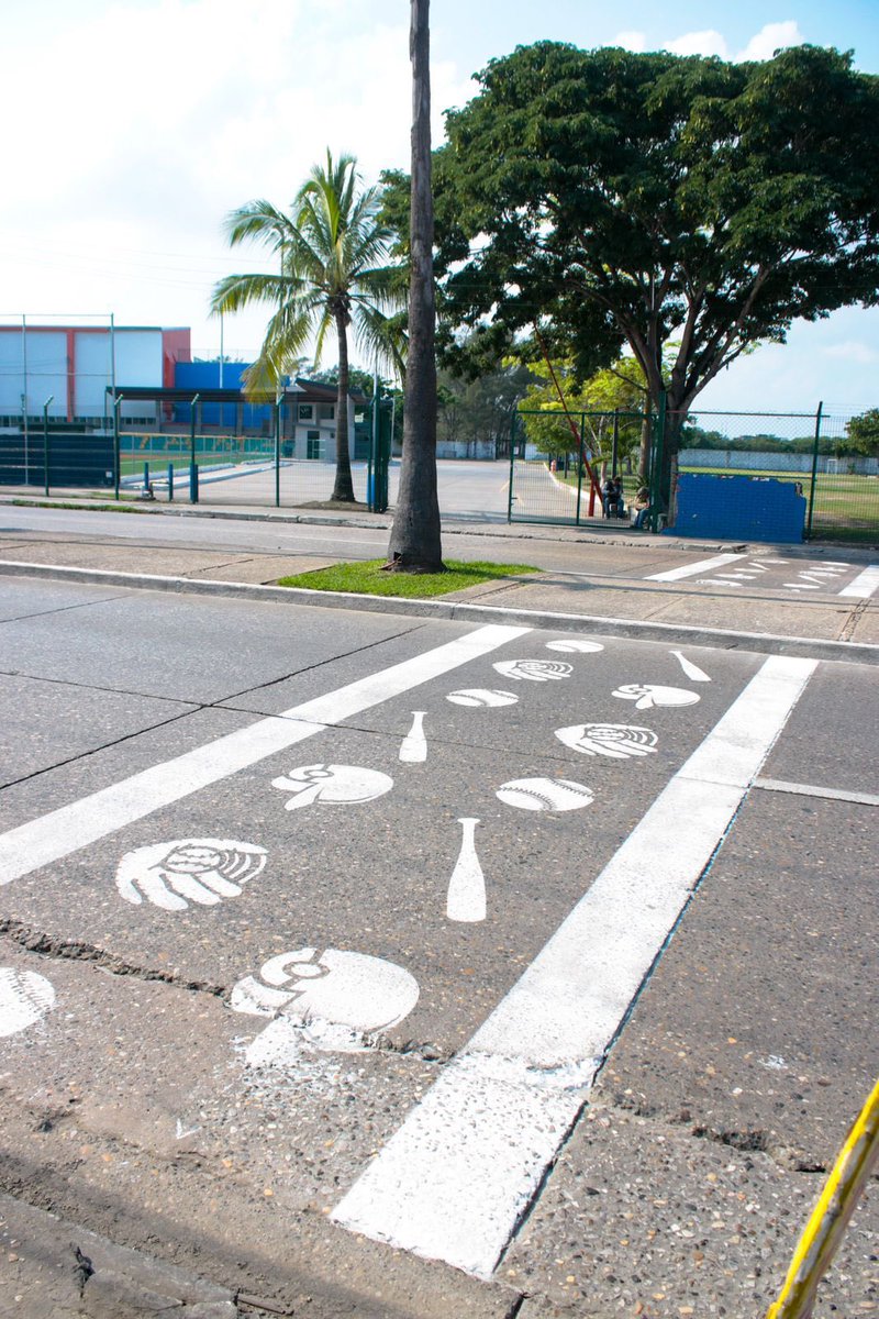 OutTampico's tweet image. Out of context Tampico.