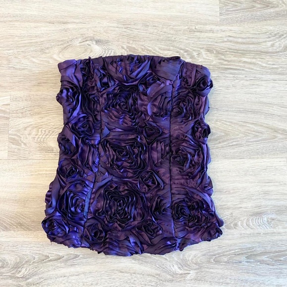 So good I had to share! Check out all the items I'm loving on <a href="/Poshmarkapp/">Poshmark</a> from @Jwurzbac1 #poshmark #fashion #style #shopmycloset #tahari #olukai #ardenb: posh.mk/pHHQUxmOVxb