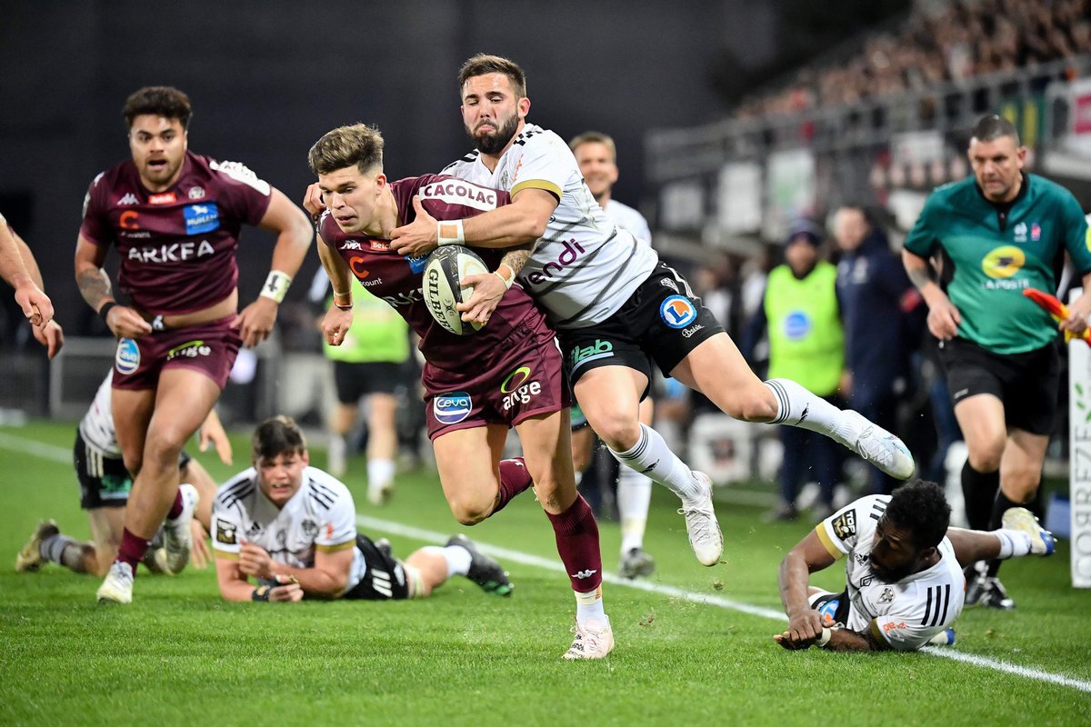 BBNewsFR's tweet image. Succès à l’extérieur pour le Stade Rochelais à Pau (32-36) et Bordeaux-Bègles à Brive (7-28). Perpignan et Castres s’imposent à domicile contre Bayonne (34-27) et le LOU (27-22) #TOP14 #SPSR #CABUBB #usapab #COLOU