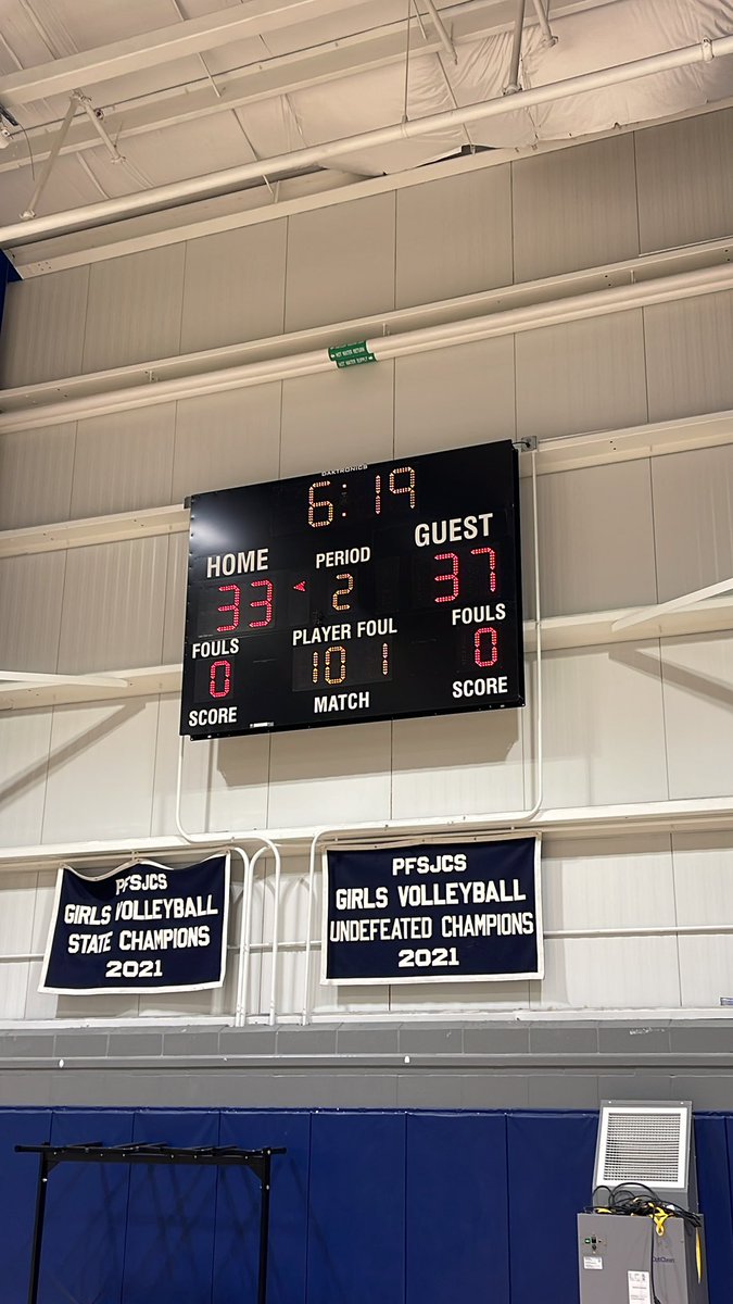 P5Conference's tweet image. Putnam leads 37-33 at the half! Should be a battle for the 🏆!! 

#P5C