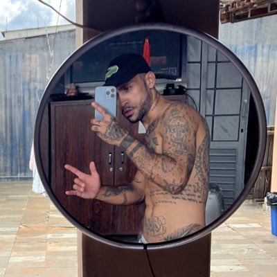 luccasantann2's tweet photo. #NovaFotoDePerfil https://t.co/3ZNSwWK8G7