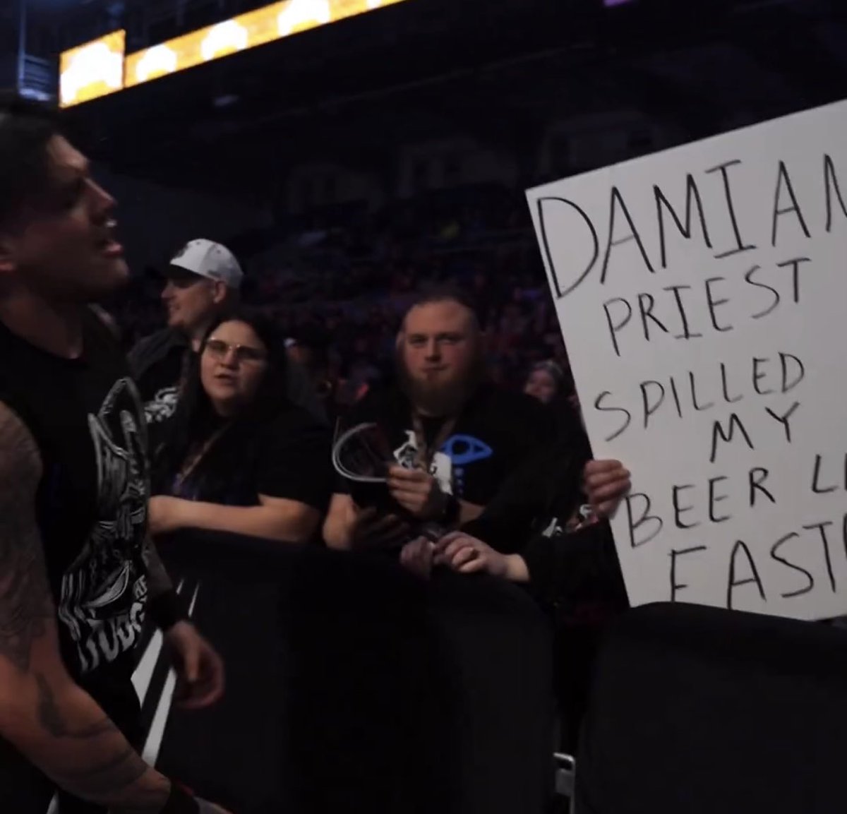 Wrestle Signs (@wrestiingsigns) on Twitter photo 