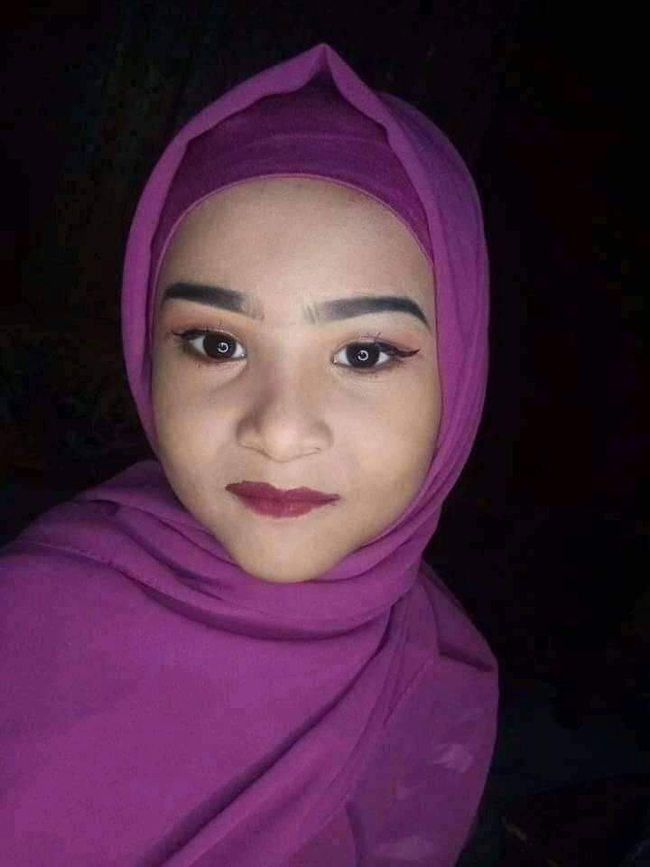 wlthmed700's tweet photo. واحدة ما عندها شغله جرّبت 
المكياج في اخوها الصغير.. https://t.co/QYSRw6jef2