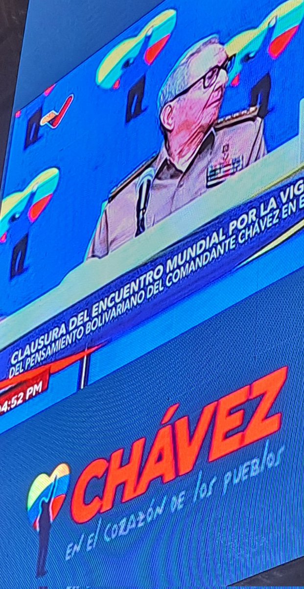 Gertrudis6303's tweet photo. Asiste el #GeneralDeEjército Raúl Castro Ruz a la clausura del Encuentro Mundial por el 10 aniversario de la siembra de #ChávezCorazónDelPueblo. #JuntarYVencer #SolidaridadEInternacionalismo  .@UlisesGuilarte  .@DrulletIsmael  .@CubaCentral  .@capitulo_cubano https://t.co/w3VGMvudkh