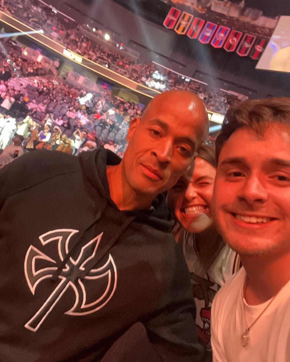 noahmattlang's tweet photo. UFC 285, Blessed and thankful, Next stop UFC 287. @joerogan @davidgoggins @KendraLust https://t.co/KMnoQ8teUL