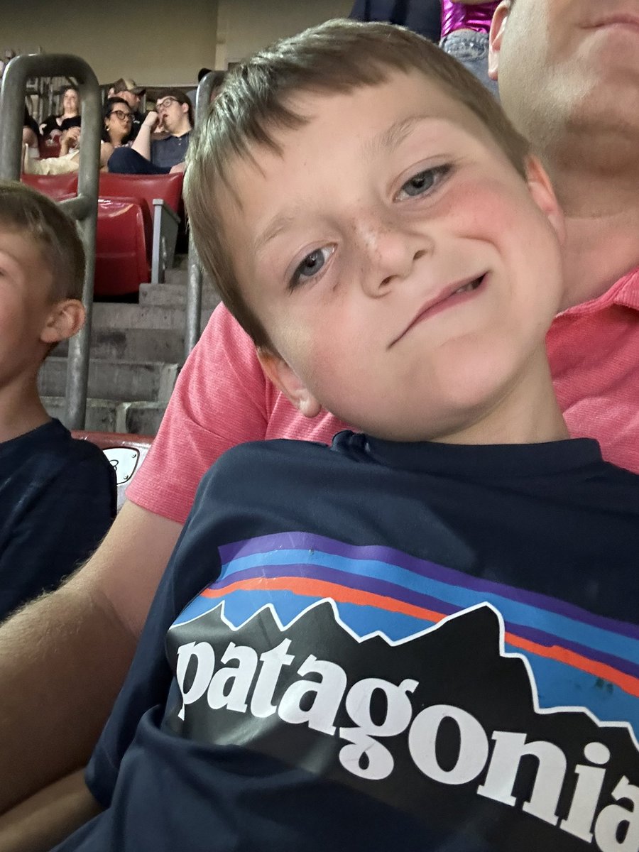 bobbypenny1's tweet photo. #RODEOHOUSTON https://t.co/89CXyNc5dg