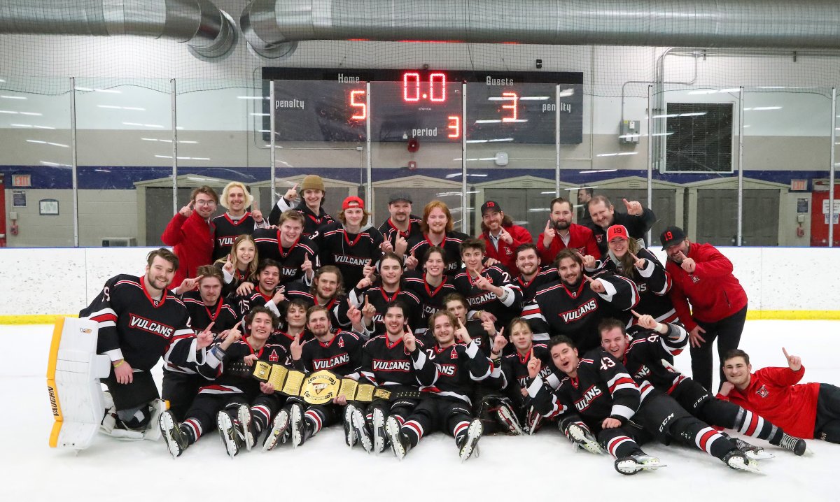 Congrats to @VulcansHockey on their 5-3 victory over St. Vincent College to capture their 14th (!!!) College Hockey East Conference Title! Thanks to <a href="/DHPhoto11/">David Hague</a> for the photo. 

#VulcanNation #CHEChamps
