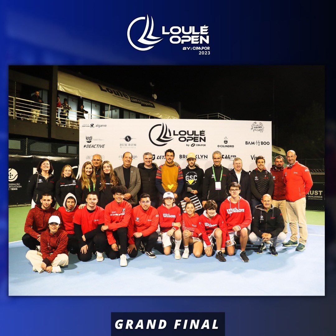 ctloule's tweet image. 🙌🏻We couldn’t be more proud!🎾🇵🇹

🏆The Portuguese Gonçalo Oliveira is the winner of the Loulé Open by Cimpor, international tournament worth 25,000 dollars against. In 1h24 he was allowed to defeat the Frenchman Lucas.

#GAMEON2023 👊🏼💥 completed ☑️