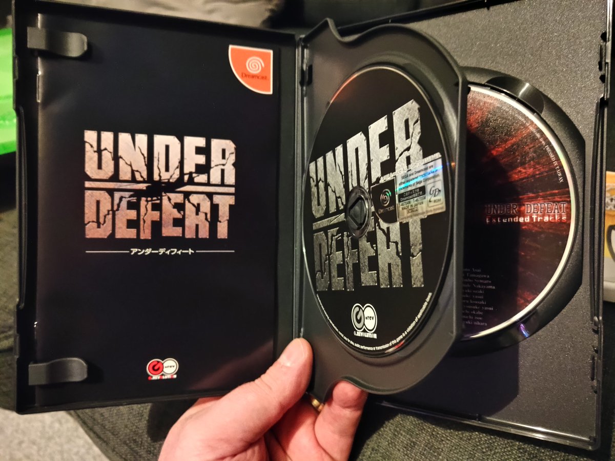 So as well as the Arcade we also did a little shopping/Trading and picked up #WantedDead CE from Game and traded a few import doubles at @PlaynationGames and picked up #UnderDefeat and a 3DS game for £35+Trades 👍