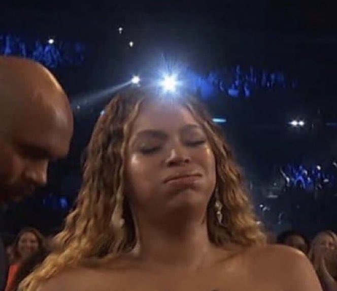 Gave a cute nigga my number last night and this man texted me at 6:50 this morning talking bout some “Grand rising!”