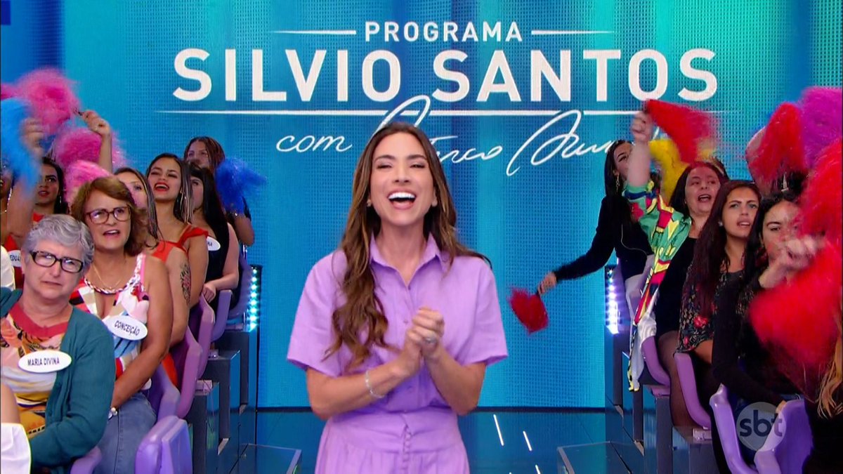 TeIevizona's tweet photo. Programa Silvio Santos com Patricia Abravanel https://t.co/AVzE6ZlIVc