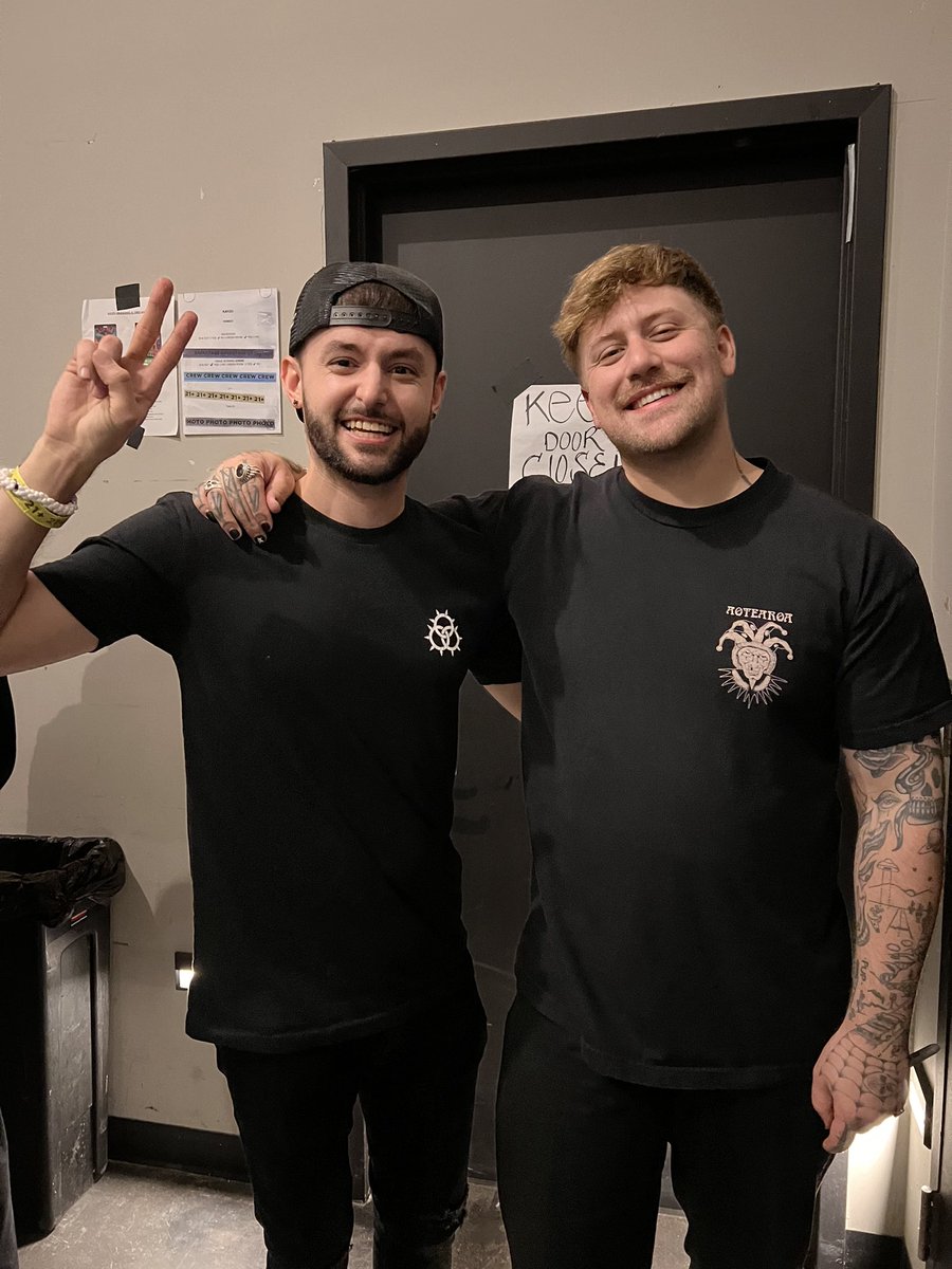 DasJimbo93's tweet photo. @KayzoMusic words can’t describe how wholesome the night was. Even though you didn’t have the Language VIP edit, it was truly an unreal experience! Thanks for always showing love to Chicago! #Doghouse #WelcomeRecords #UnleashedXL https://t.co/fQ1iexwqkU