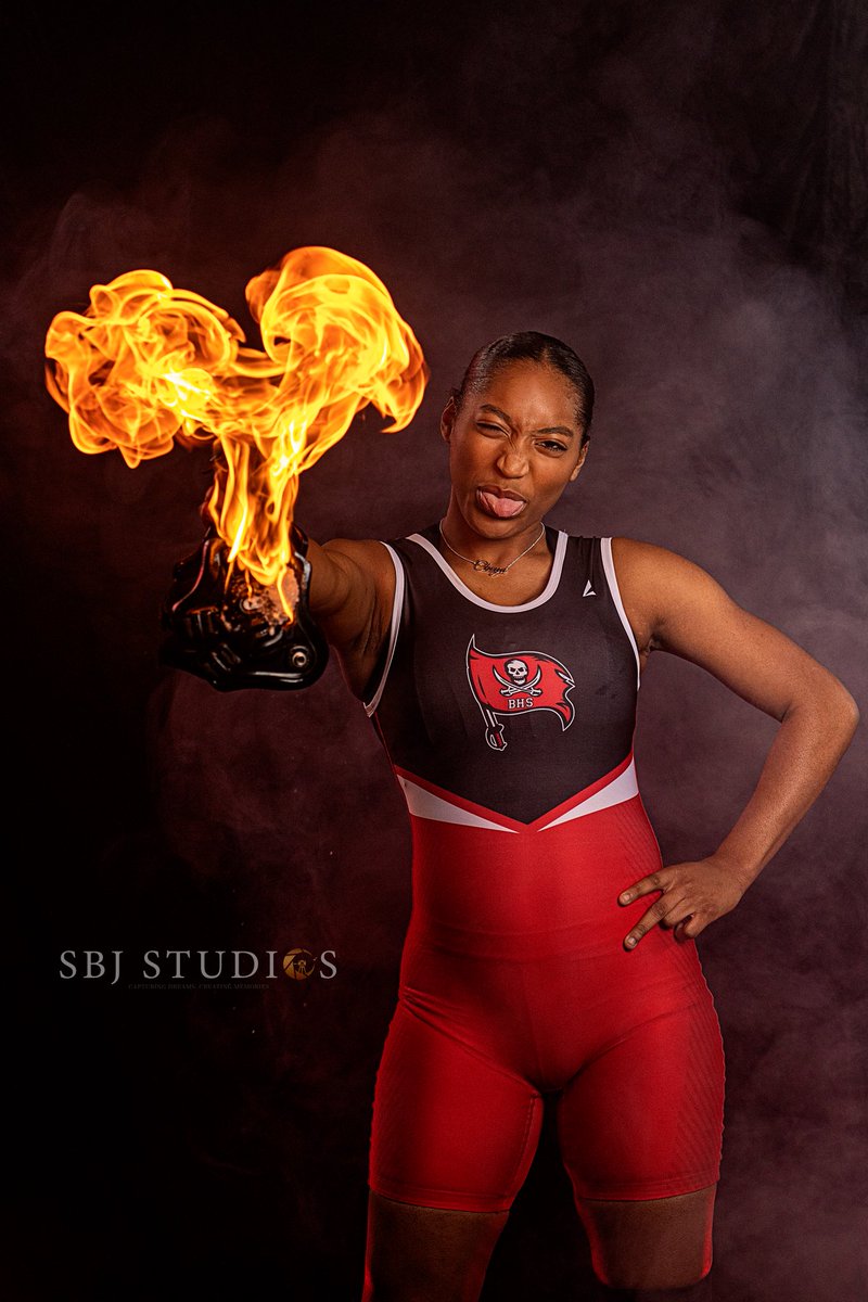 cheyajbishop's tweet photo. Singing @aliciakeys “This Girl is on Fire!!” 😂😂 #DatGirlChey https://t.co/oNiHGqROdW