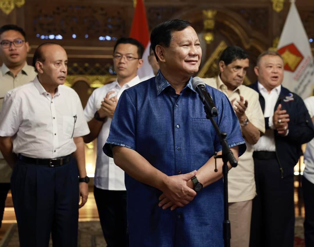 Onesia03's tweet photo. Tetap @prabowo apapun alasannya 08 tetap terbaik https://t.co/yVC6CvlRn2