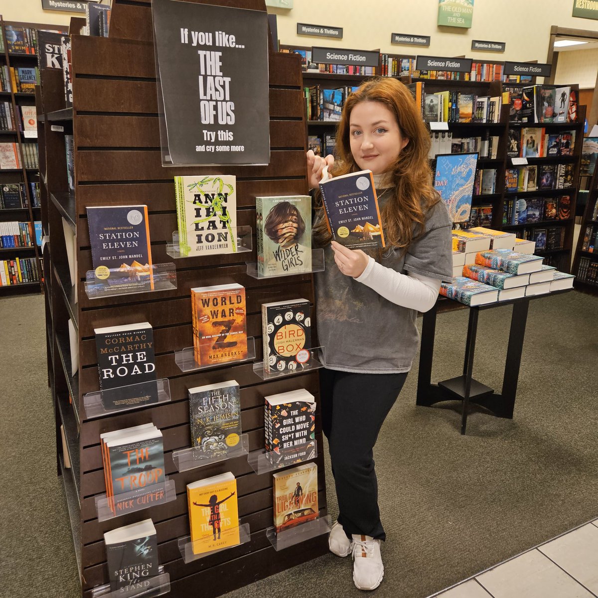 Barnes and Noble tweet media