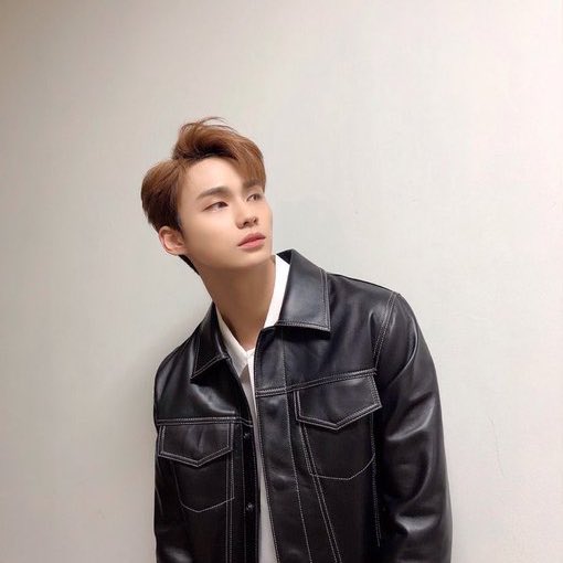 경윤아
오늘도 쫀하루 (｡’▽’｡)♡