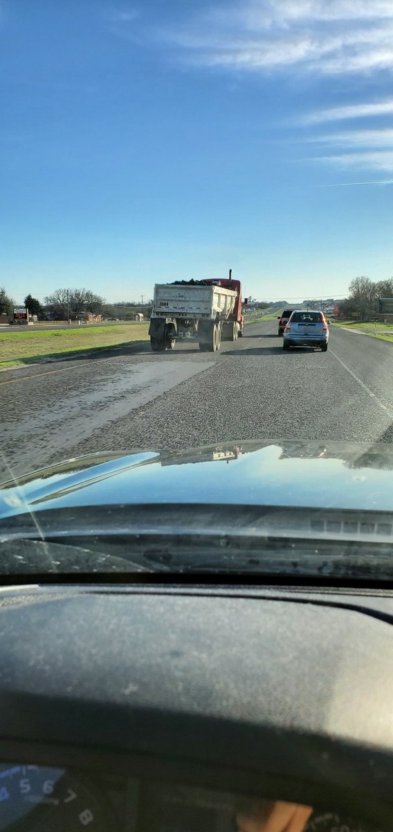 timarnold44's tweet photo. @FMCSA driving 75 full uncovered load of rocks https://t.co/5VJJQcNpVO