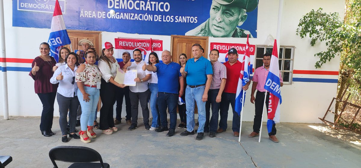 Se postulo Pany Pérez hijo para la alcaldía de Los Santos.