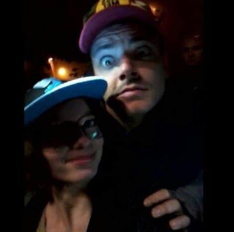 loly_tbl's tweet photo. Merci @kevadamsss pour cette soirée de folie ! 7 ans depuis la dernière fois où je t’ai rencontrée ! Toujours autant de kiff, on vieillit avec toi 😂😛❤️ J’avais 15 ans aujourd’hui je vais sur mes 22… https://t.co/wyMNG2z9rS