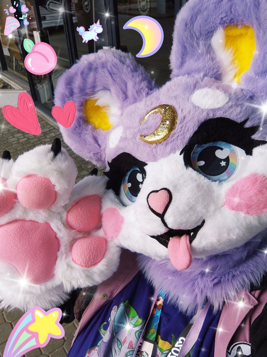 Had an amazing time <a href="/VancouFUR/">VancouFur 2026 - Wonderland</a> ! Thanks for all the love and hugs. 💜