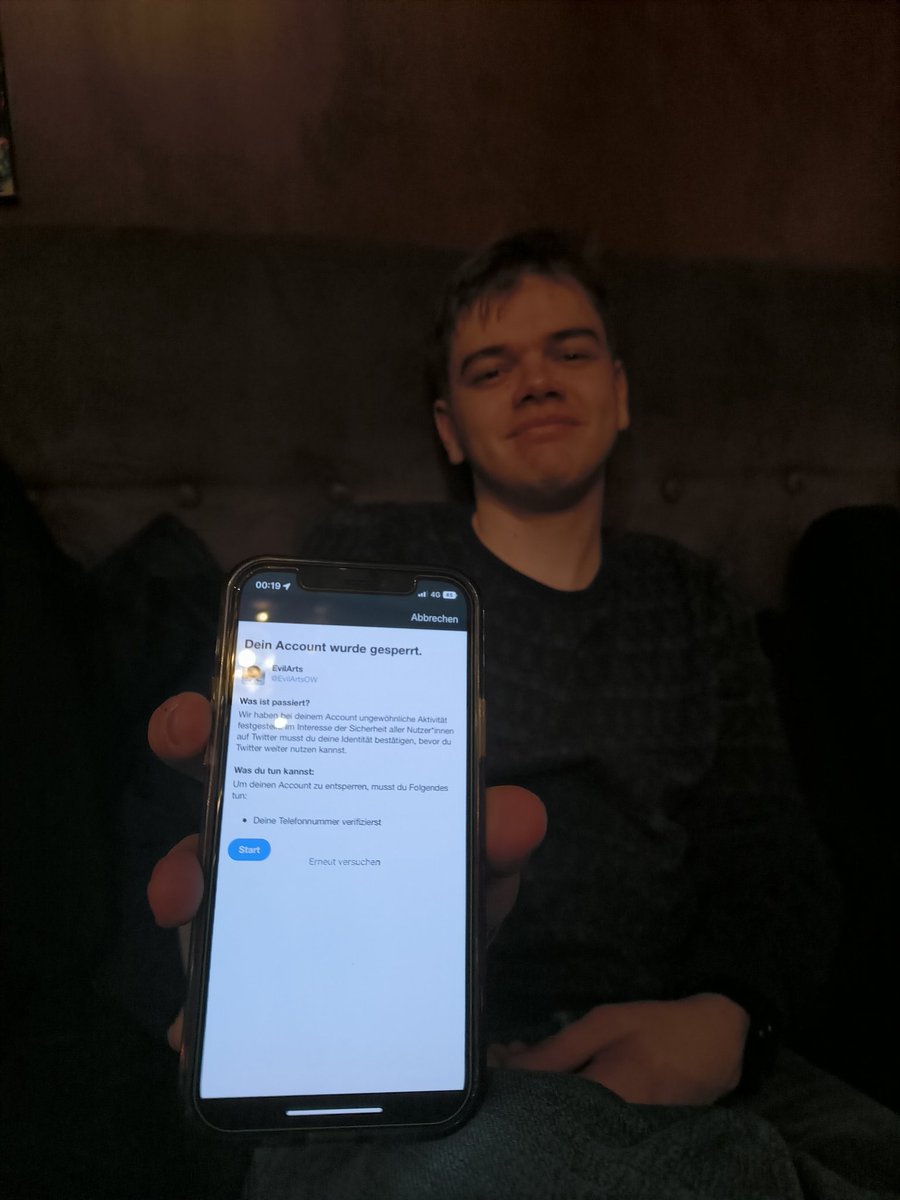 Lmao <a href="/EvilArtsOW/">EvilArts</a> banned from Twitter thanks to me 😂