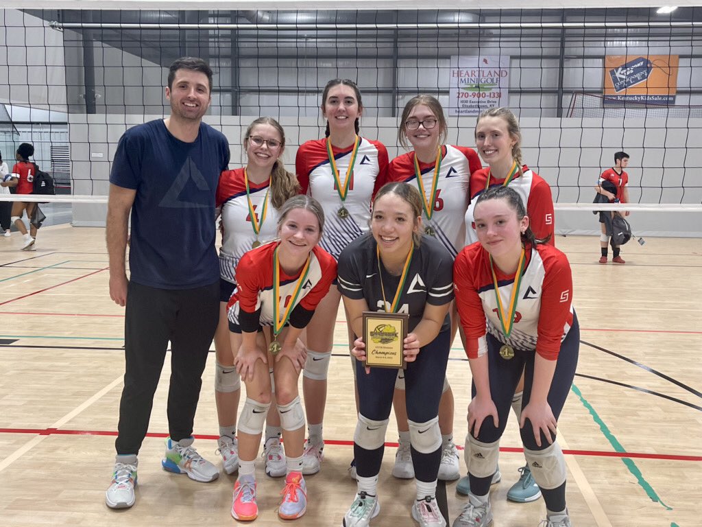 AlphaPerformVB's tweet image. Congrats to A.71 for winning Gold in the 17/18s division at Shamrock Showdown! #jvasponsorclub #alphaperformancevb #thepack