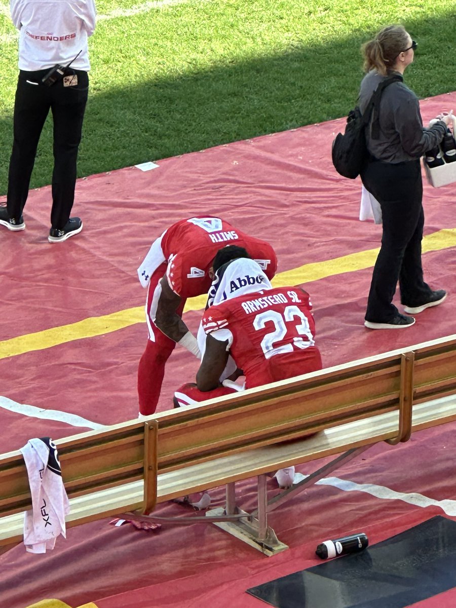 Jennifer M tweet media