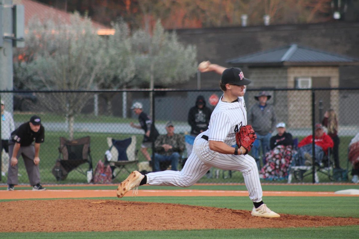 ben riley tweet media