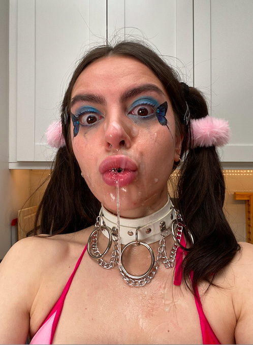 cum in my braces tastes yummy 😋 https://t.co/mvLg6zCHp2<a href="/tag/onawednesday"class="tags"><span>#onawednesday</span></a><a href="/tag/cheekedup"class="tags"><span>#cheekedup</span></a>