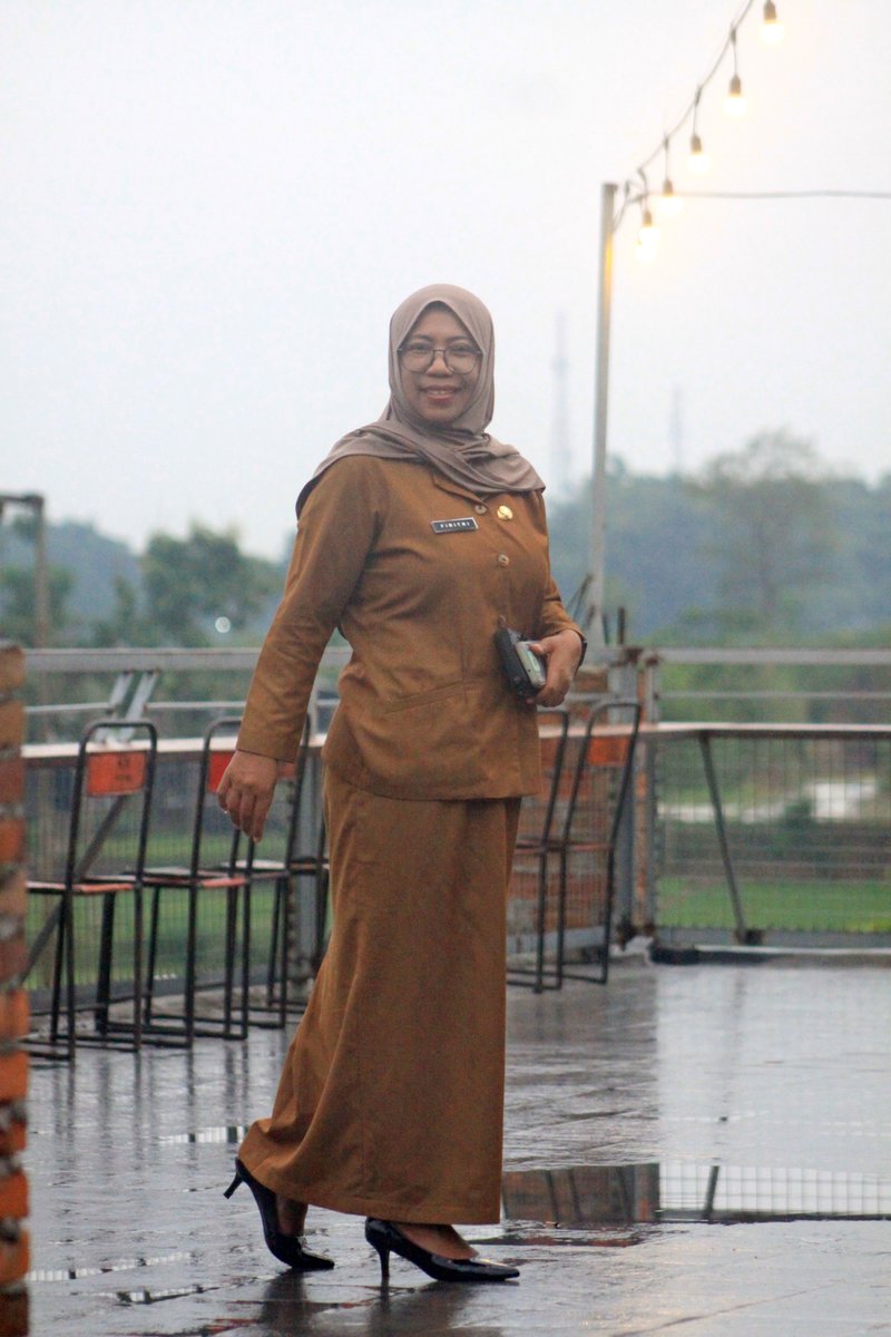 Firitri01's tweet photo. Sejuk dengan sisa hujan........
Bagaimana dengan daerah di Mojokerto yang selalu was-was saat hujan.....banjir..ada ceritanya 

Selamat pagiii

#penulis #mojokerto #firi #firitri #penulismojokerto #cerita #ceritamojokerto #penulis_mojokerto https://t.co/ikEx1kDvS6
