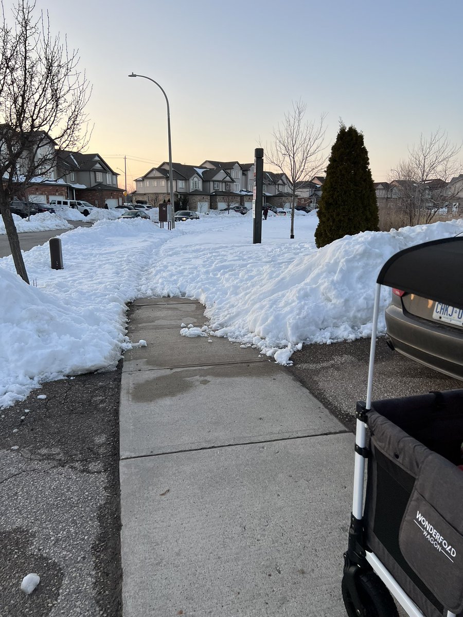 zeushaus's tweet photo. @CityKitchener shovel your sidewalk or we will ticket you. Also @CityKitchener …. (Only section in the neighborhood. Westmeadow dr) https://t.co/IKFZ0qfZik