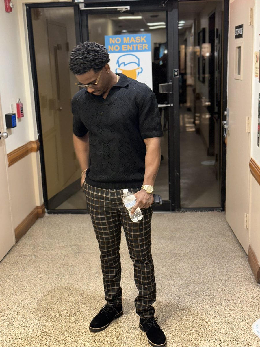 Grown Man Vibes. #GwattaLifeStyle #ISOM #GodIsThePlug #90210RiskTaker #FortGwattaDale