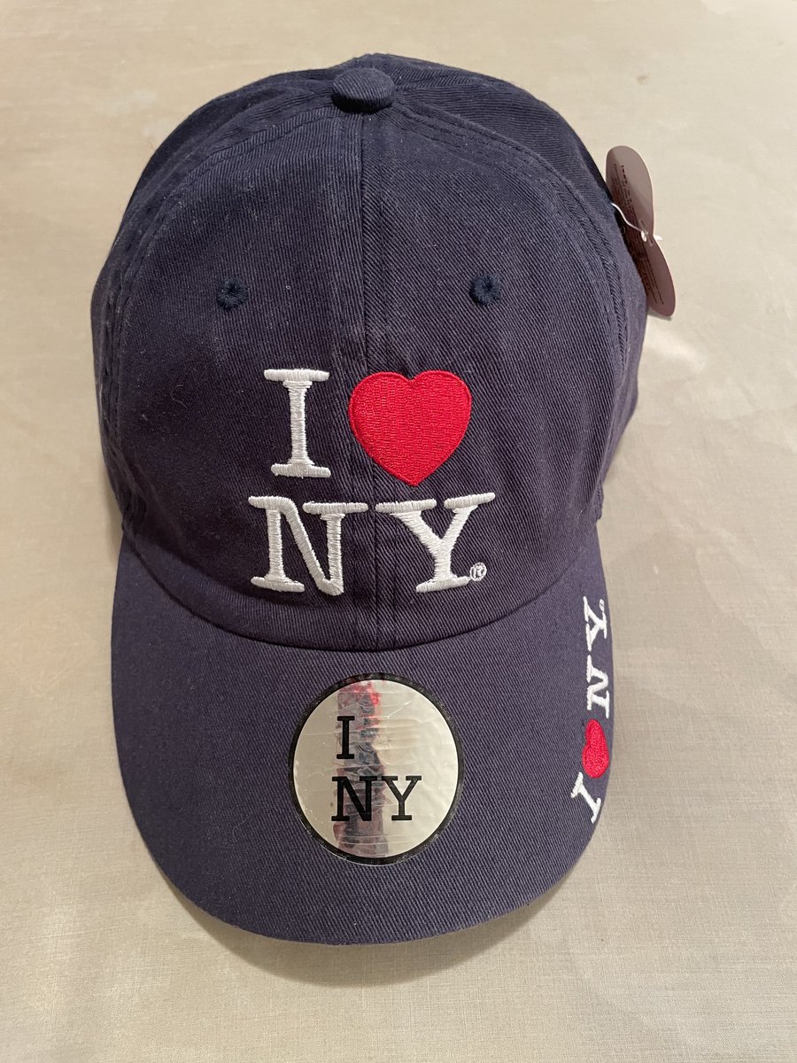 Mistfits3's tweet photo. Coming to #ebay soon. #supportsmallbusinesses #caps #caplovers #sale #onsale #onlineshopping #ebayseller #liquidate #liquidationsale #everyone #love #heart #newyork #newyorkvibes https://t.co/YPB1TOnkWr