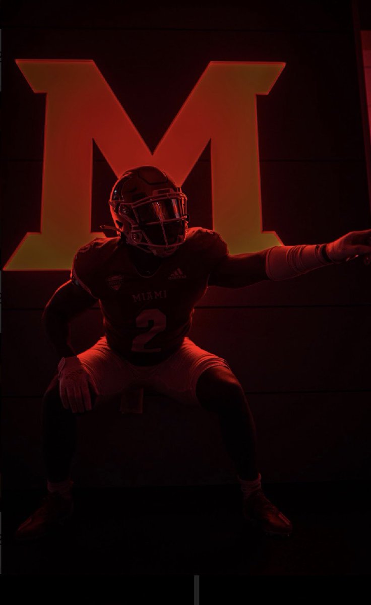 Jayden_Fuller2's tweet photo. Wonderful is an understatement about how my Miami Visit went! I absolutely love the environment ! Thank you ❤️🔴⚪️@Coach_JoeBowen @Martin_Miami_HC @RedHawksRecruit @Martin_Miami_HC @CoachBrechin https://t.co/HQFrnEjiII