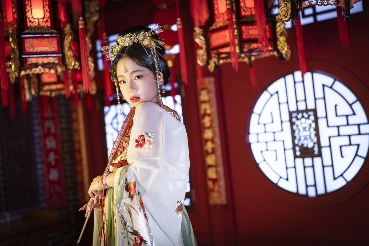 riara_0308's tweet image. おはようございます。
今日からまた頑張ろう✨

＃漢服　＃美しい　＃js8  ＃小学生
＃子役　＃キッズモデル　＃Riara