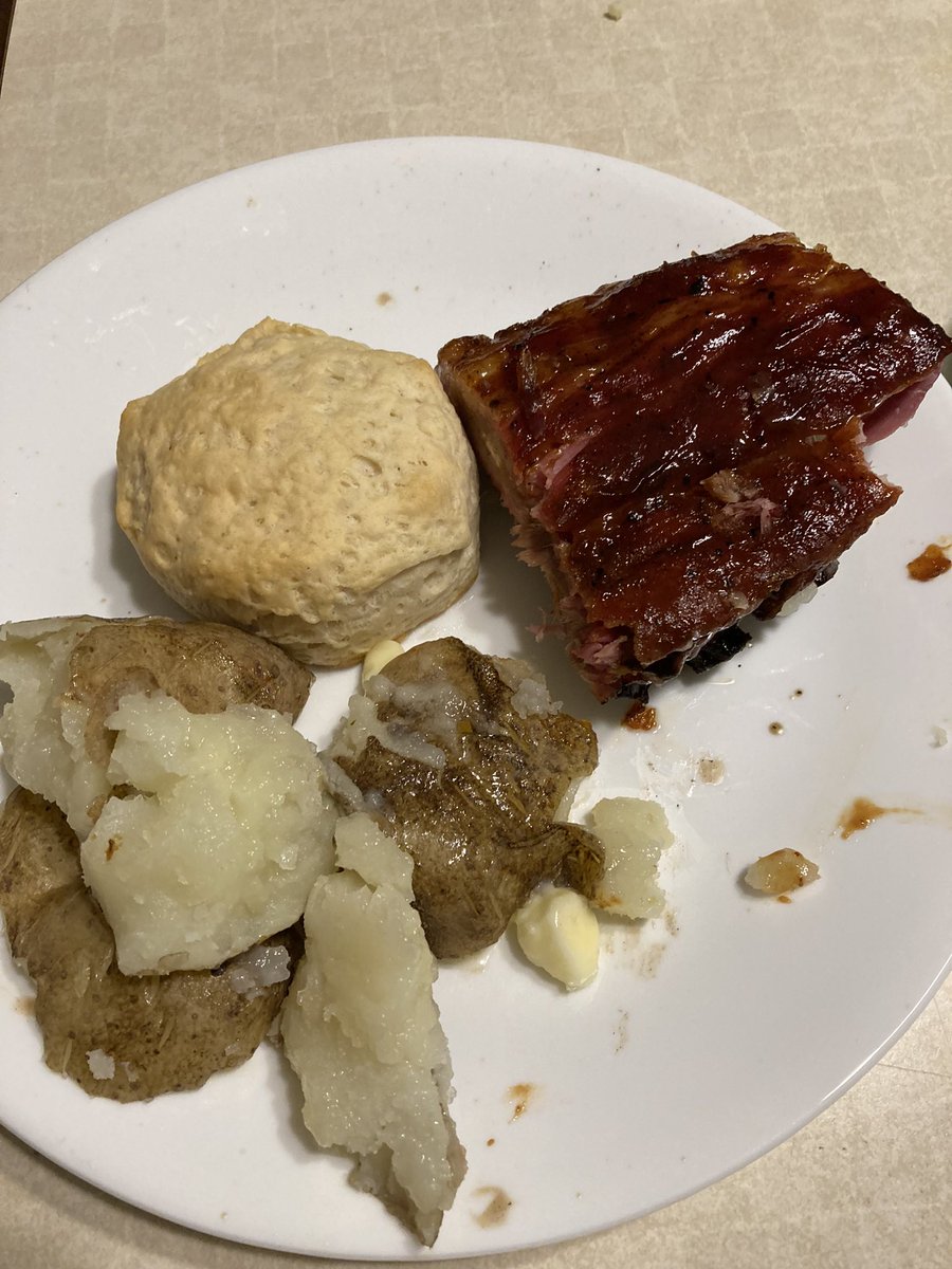 Smoked some ribs today, baked potato and a biscuit.