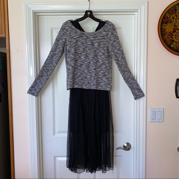 dmwey's tweet photo. So good I had to share! Check out all the items I'm loving on @Poshmarkapp from @Crystal21816540 #poshmark #fashion #style #shopmycloset #thenewboutique #meaneor: https://t.co/BbZjI9AjXg https://t.co/vPHU3iO6vM