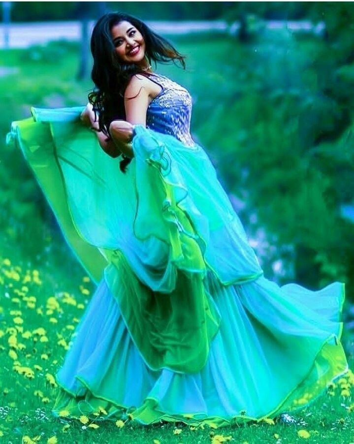 இலக்கியா tweet media