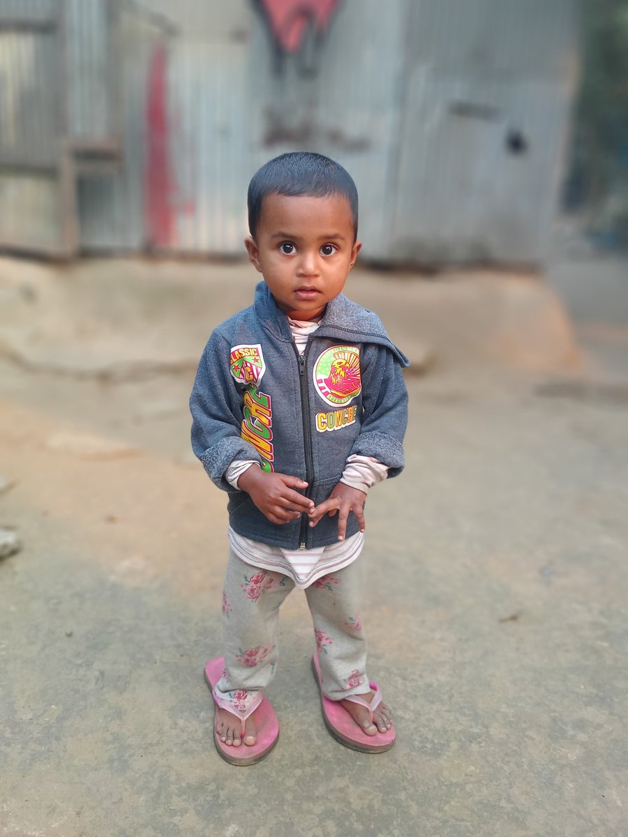 My sister's daughter is very cute.#SPNATL #SRFCOM #streetfighterduel #SkyMotori #SquidcraftGames2